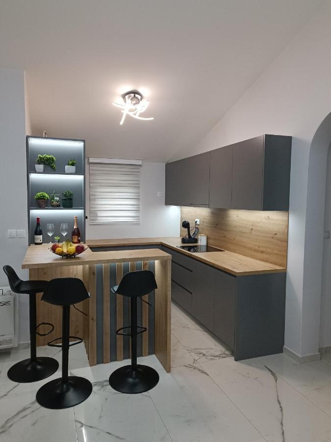 Solis Apartments Cattaro Esterno foto